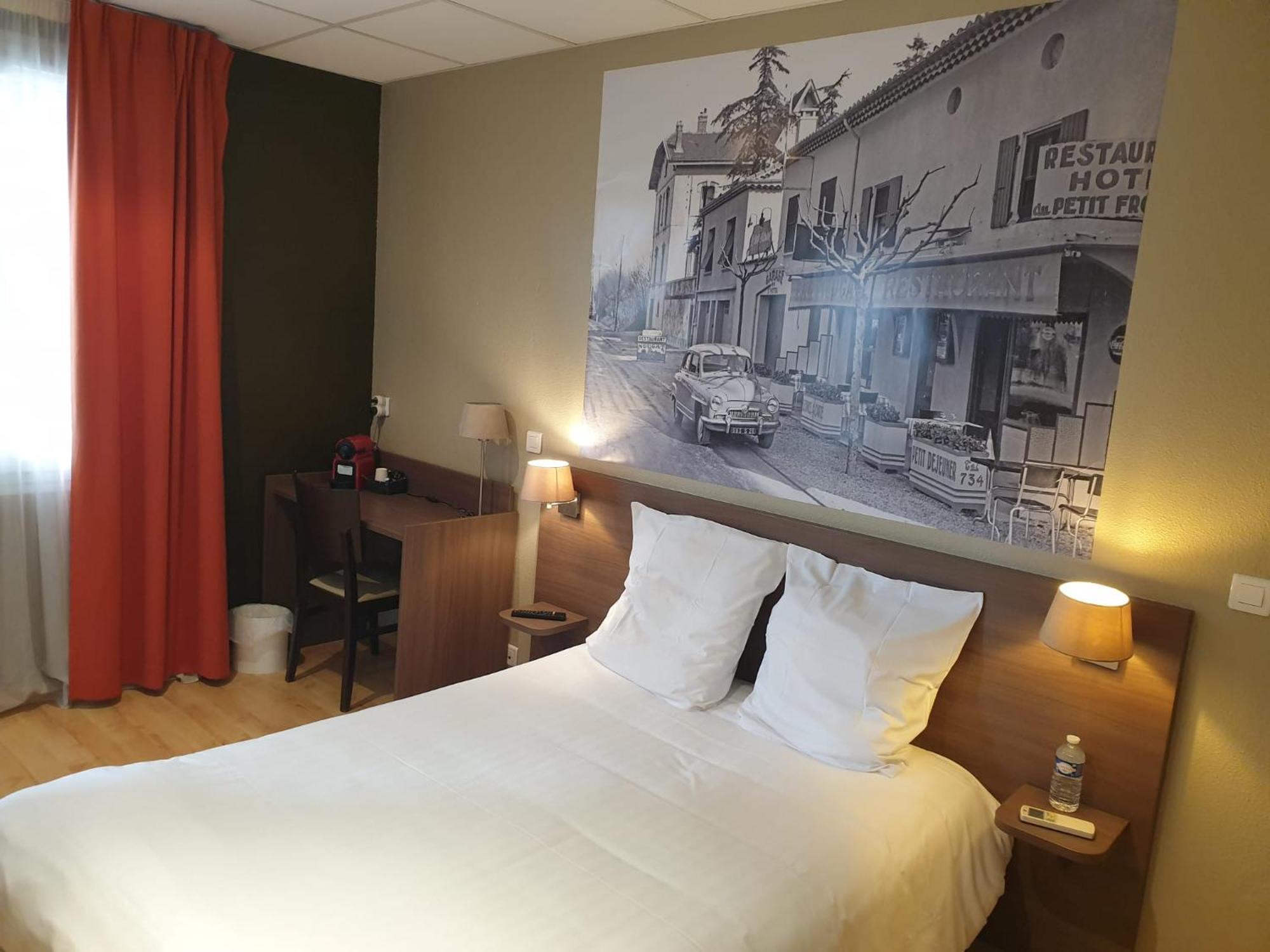 Logis Et Restaurant La Pause Rn7 Hotel La Coucourde